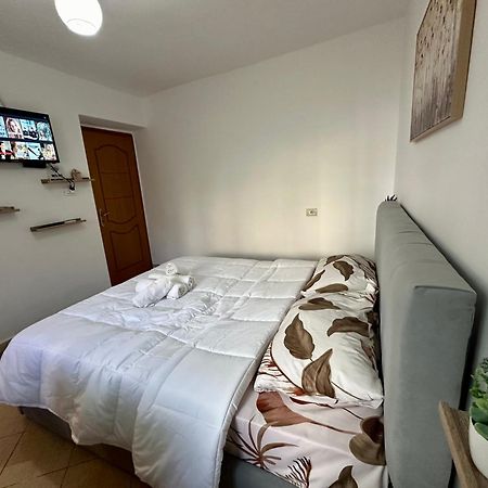 Krid Tirana Studio Flat Екстериор снимка