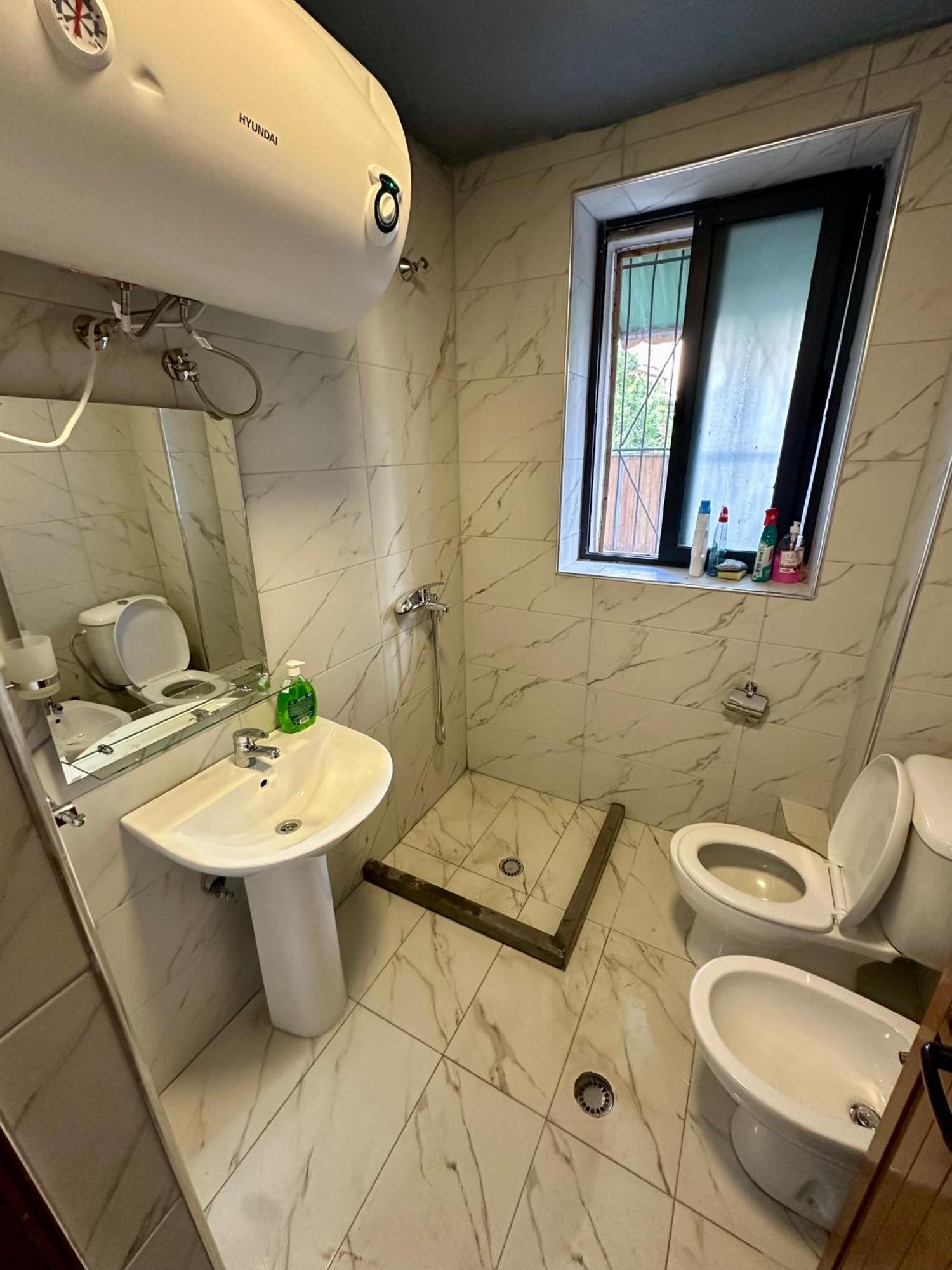 Krid Tirana Studio Flat Екстериор снимка