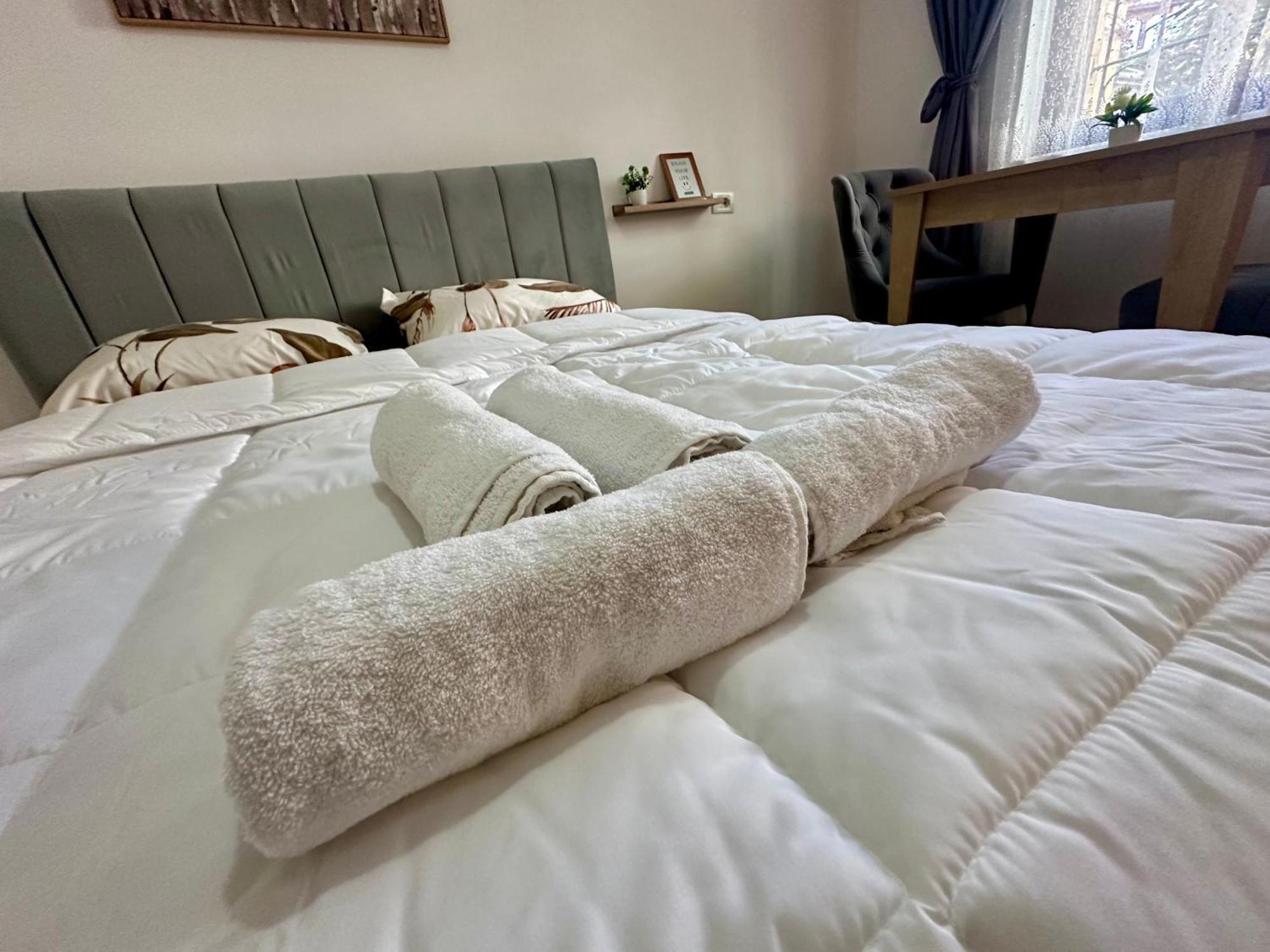 Krid Tirana Studio Flat Екстериор снимка